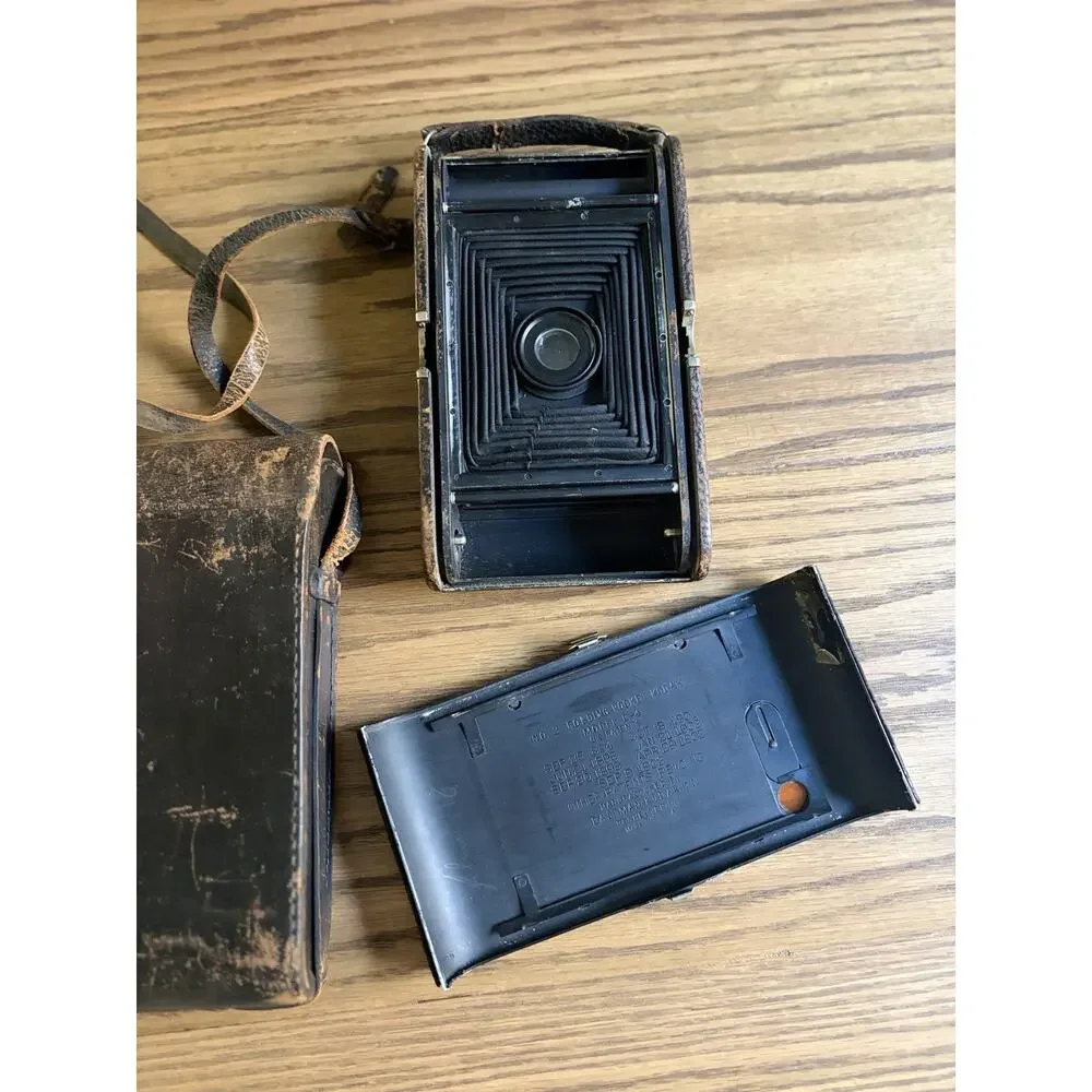 Antique Kodak No. 3 Folding Pocket Camera Model E4 Red Leather Bellows With Case